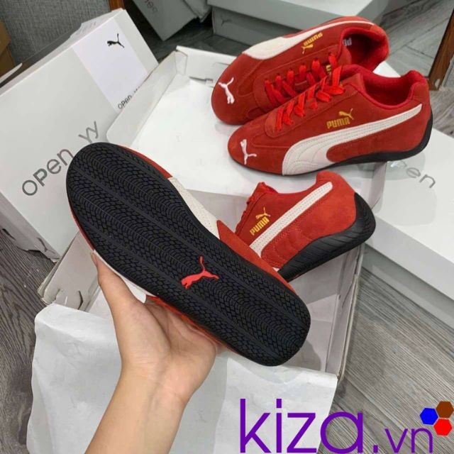Giày Puma màu đỏ