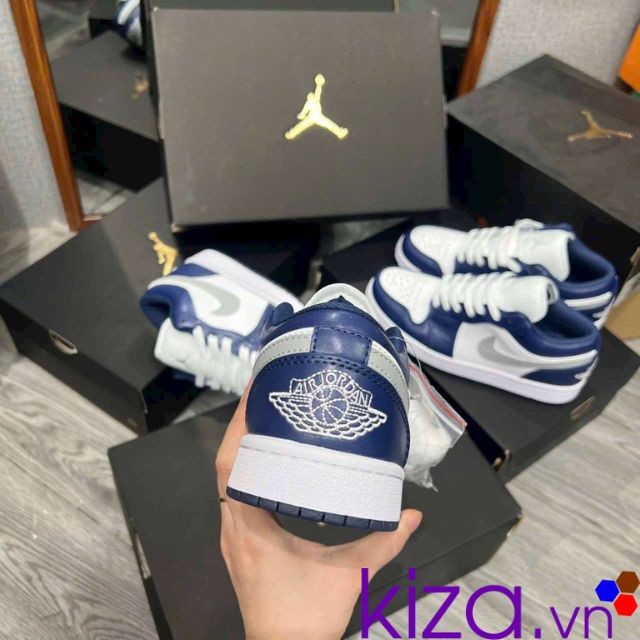 Giày nike jordan màu xanh than móc bạc