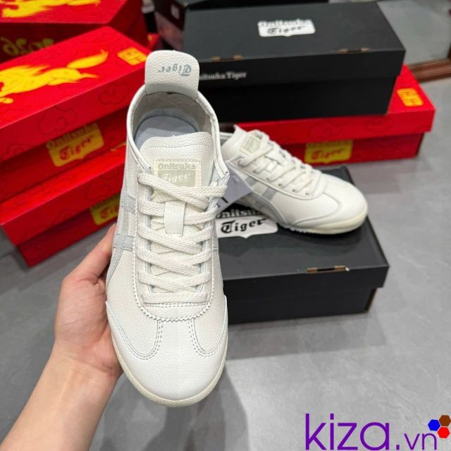 Giày Onitsuka Tiger màu trắng kẻ bạc