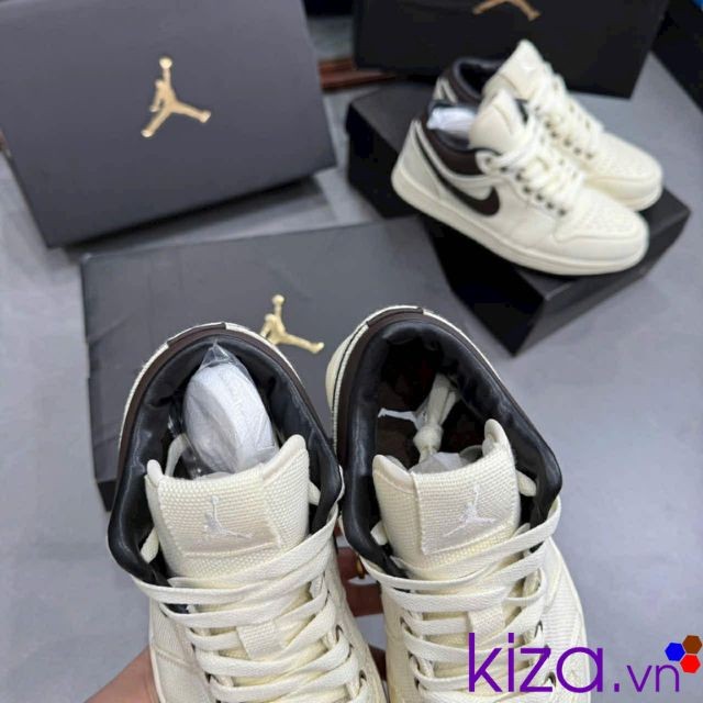 Giày Nike Jordan trắng gót nâu Best