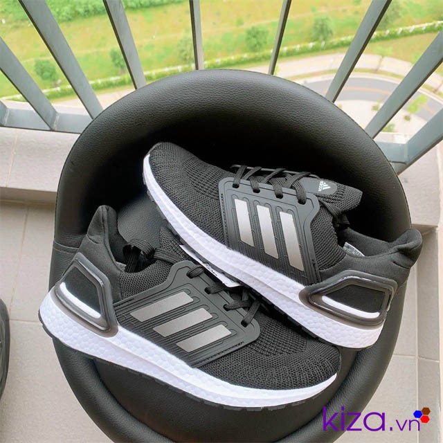 Giày adidas Ultraboost 6.0 đen