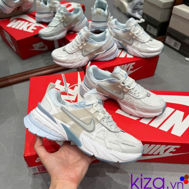 Giày Nike nam V2k màu trắng bạc kẻ xanh