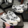 Giày nike air Jordan 4 Retro màu trắng đen