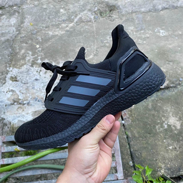 Giày adidas nam Ultraboost đen full