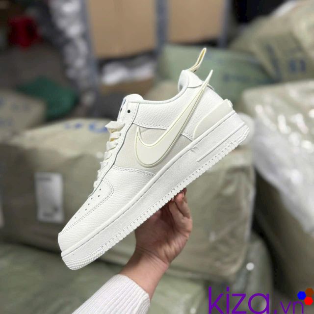 Gi&agrave;y nike Air Force one ambush m&agrave;u trắng kem