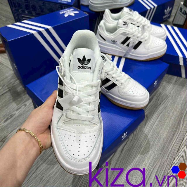 Giày Adidas Forum màu trắng sọc đen cổ thấp