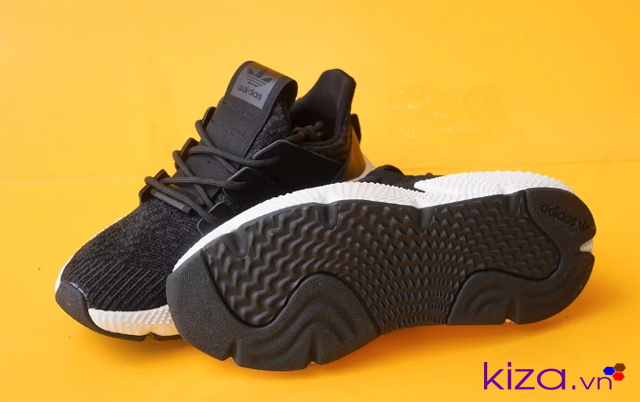 Gi&agrave;y Adidas Prophere đen đế trắng