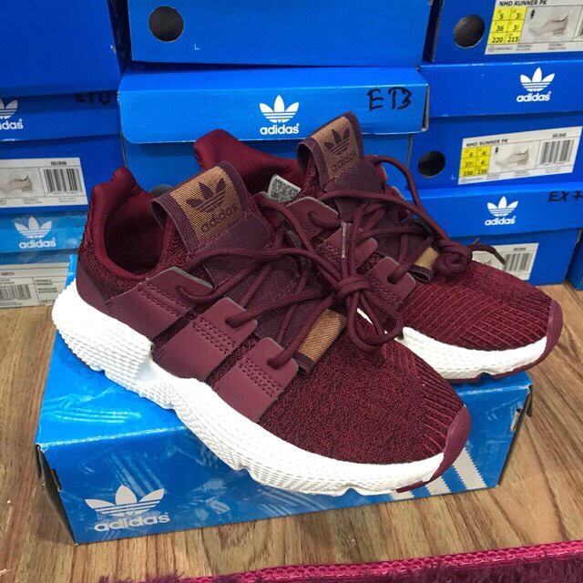 Gi&agrave;y adidas nữ Prophere mận