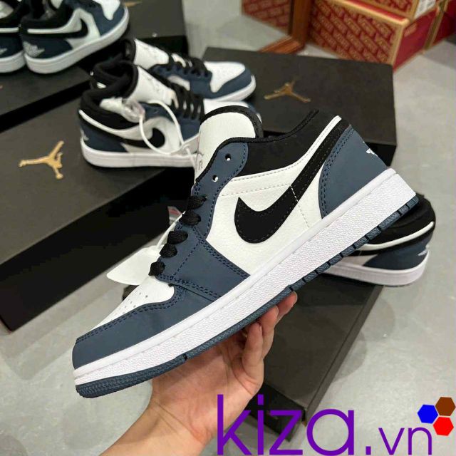 Gi&agrave;y nike jordan m&agrave;u xanh than l&oacute;t đen