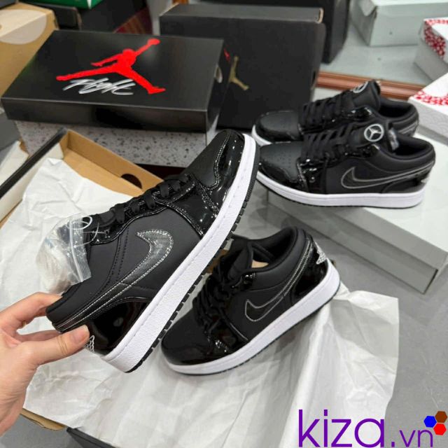 Giày nike nữ Jordan da màu đen bóng Giày nike nữ Jordan da bóng màu đen