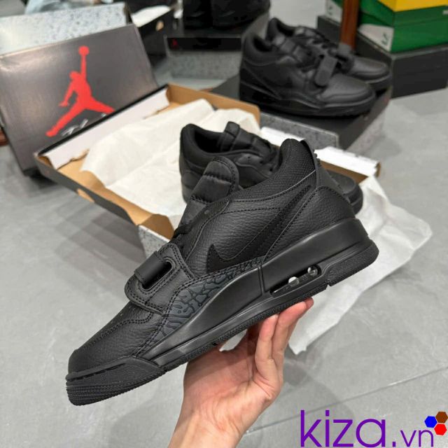 Giày Nike Air Jordan 3 Retro đen Full Giày Nike Jordan 3 màu đen