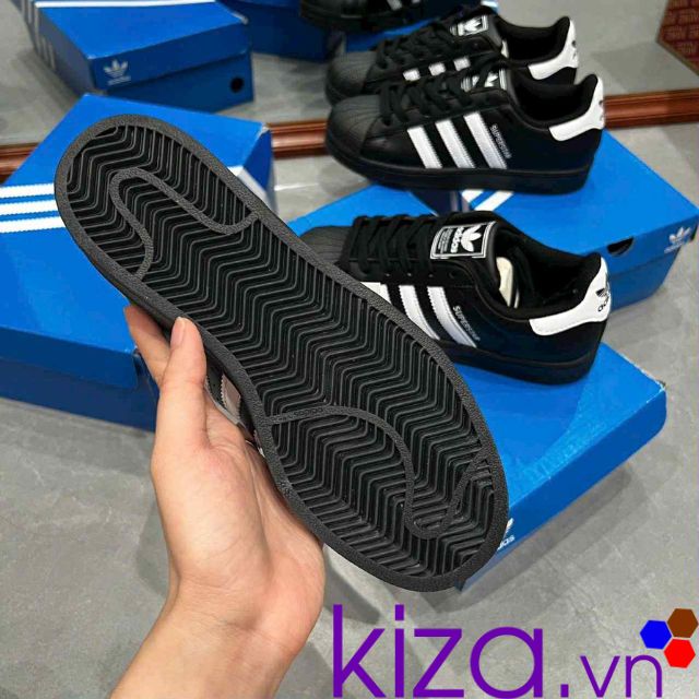 Giày Adidas nữ Superstar mũi sò màu đen tem trắng
