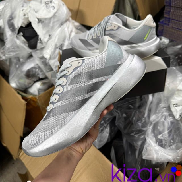 Gi&agrave;y chạy bộ Adidas Adizero m&agrave;u x&aacute;m