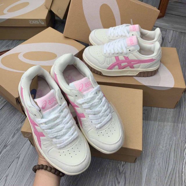 Giày Asics court