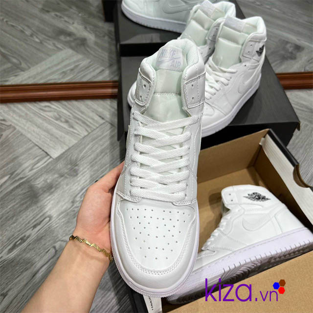 Gi&agrave;y nike Jordan cao cổ trắng full