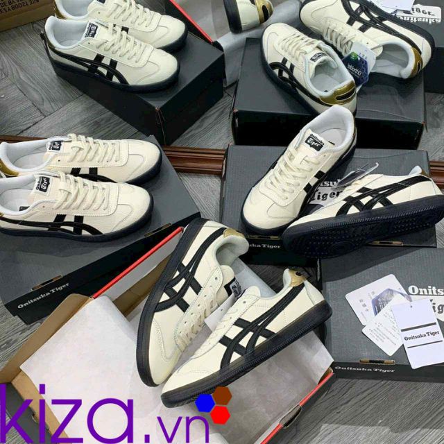 Giày Onitsuka Tiger màu kem kẻ đen