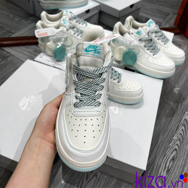 giày nike airr force trắng đế xanh dương