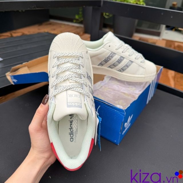 Gi&agrave;y Adidas dior Superstar mũi s&ograve;