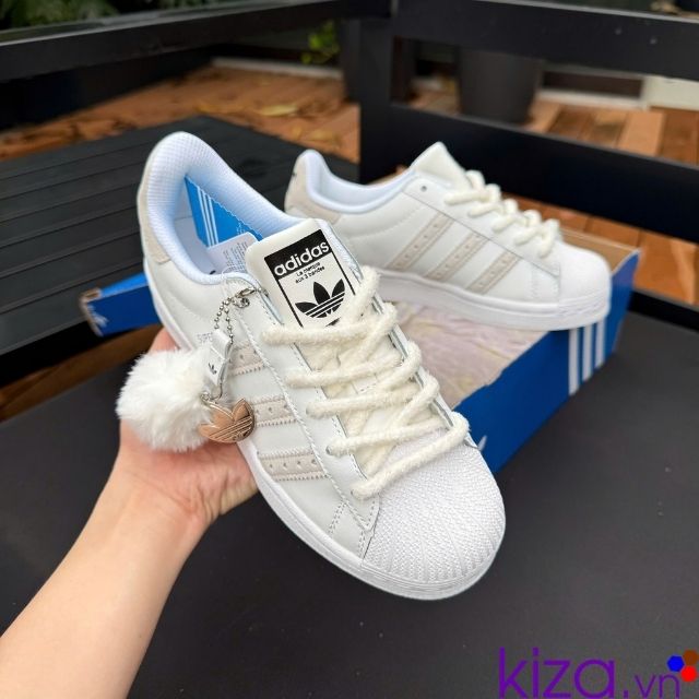 Gi&agrave;y adidas nữ mũi s&ograve; m&agrave;u trắng