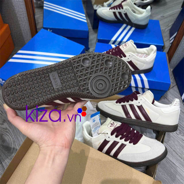 Giày Adidas Samba og màu mận đỏ Giày Adidas Samba og màu mận đỏ