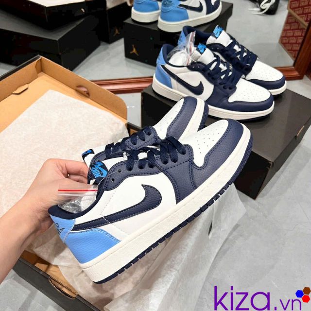 Nike Jordan low m&agrave;u xanh g&oacute;t xanh dương