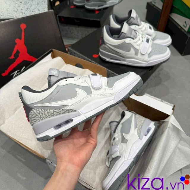 Gi&agrave;y Nike  Air Jordan 3 retro trắng x&aacute;m